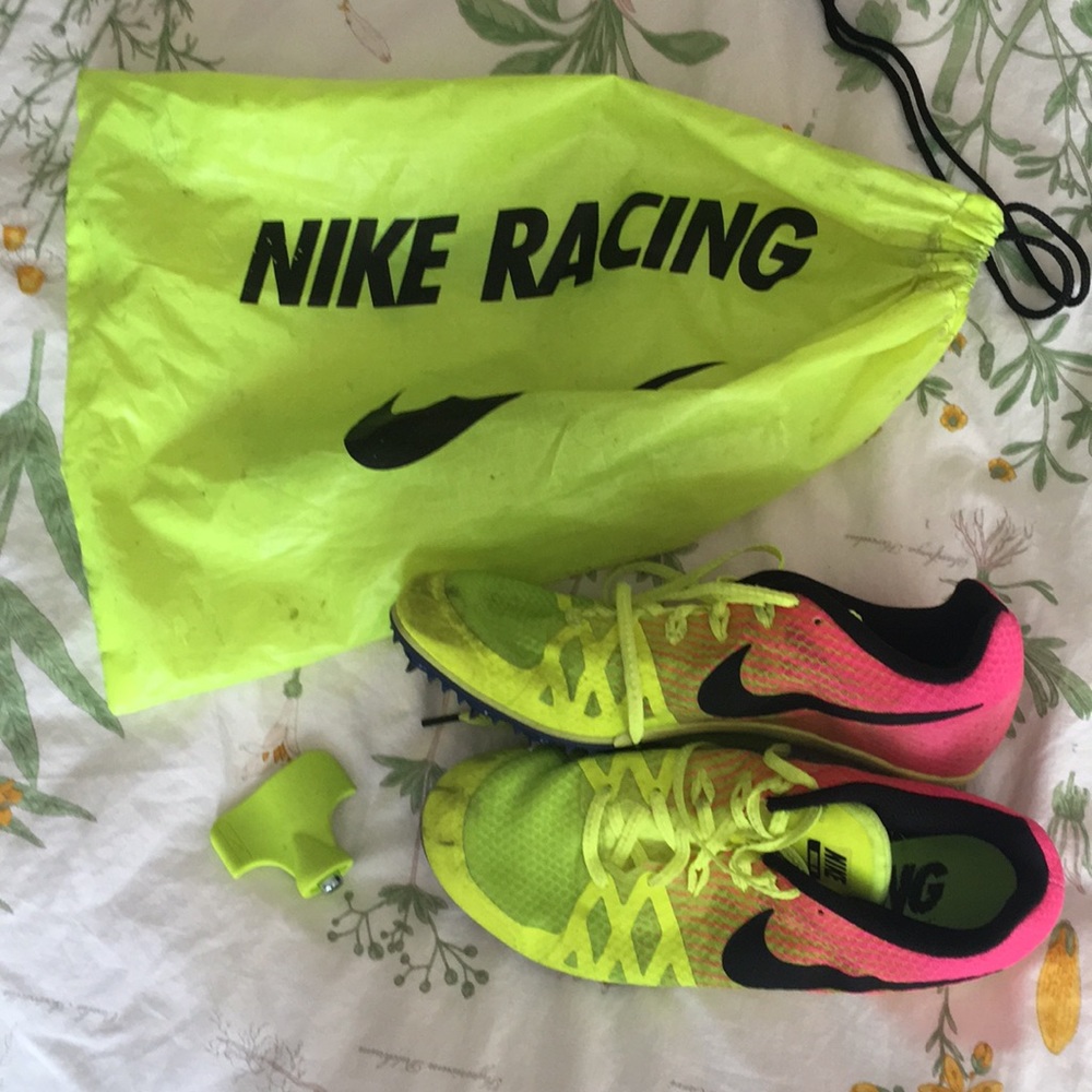 Nike Track Shoes💛💗